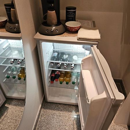 Standardzimmer Nahe Messe Und Airport Dusseldorf Bagian luar foto